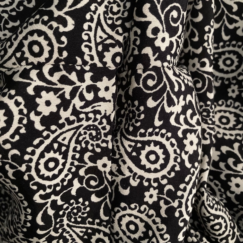 Ann Taylor Loft Paisley Long Sleeve Romper Size 2 - Picture 16 of 16